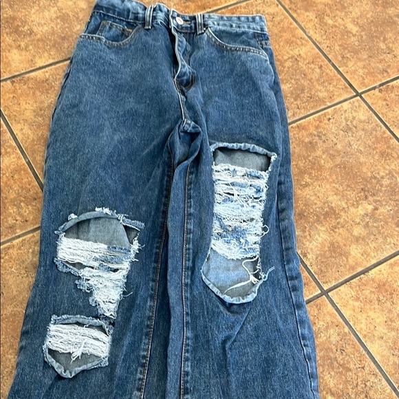 Shein High Rise Wide Leg Blue Distressed Women's Jeans Size 4 - Picture 3 of 6